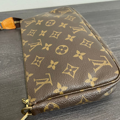 SOLD! Louis Vuitton Monogram Pochette