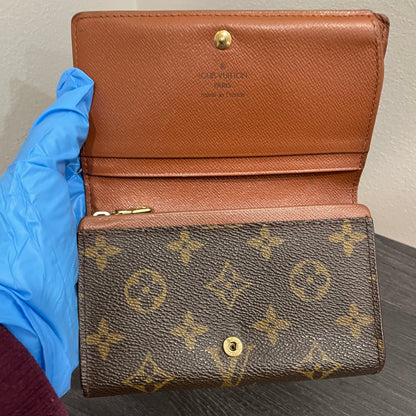 LOUIS VUITTON Monogram Wallet