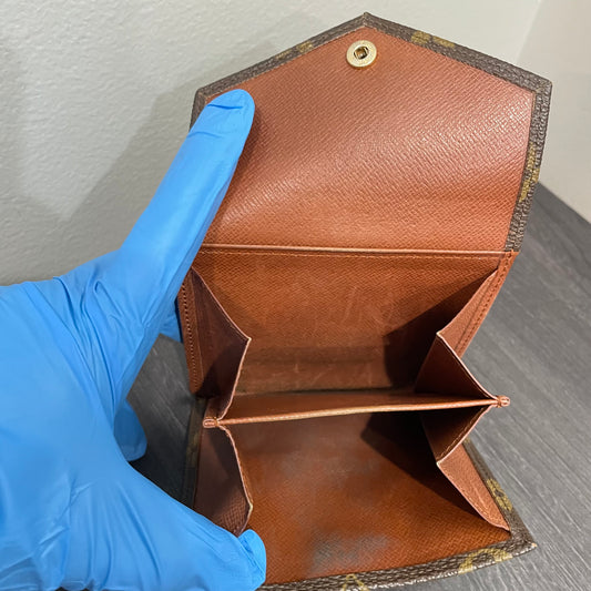 LOUIS VUITTON Monogram Wallet