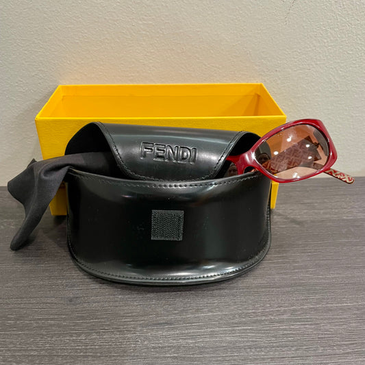 FENDI Red Frame Sunglasses Set
