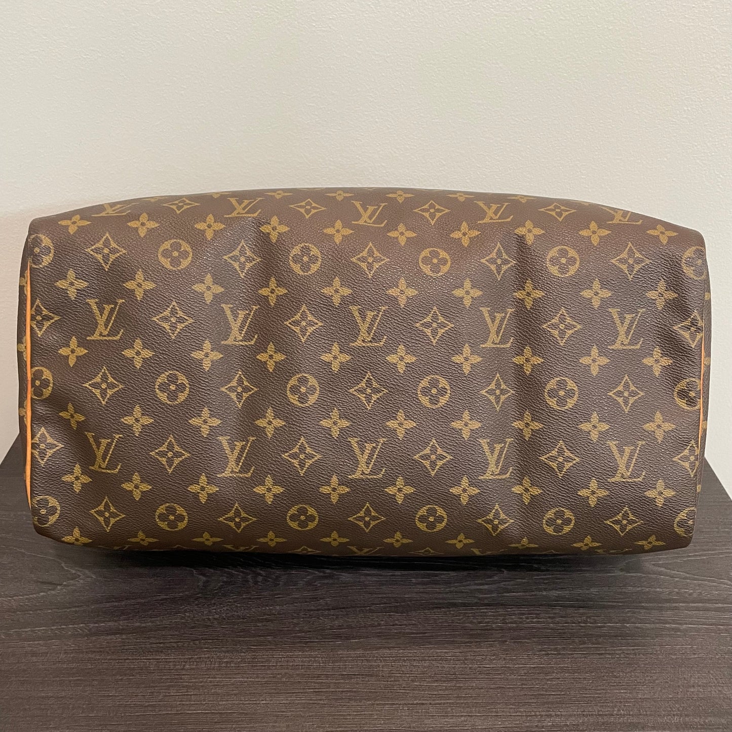 SOLD! Louis Vuitton Monogram Speedy 40 with Lock & Key