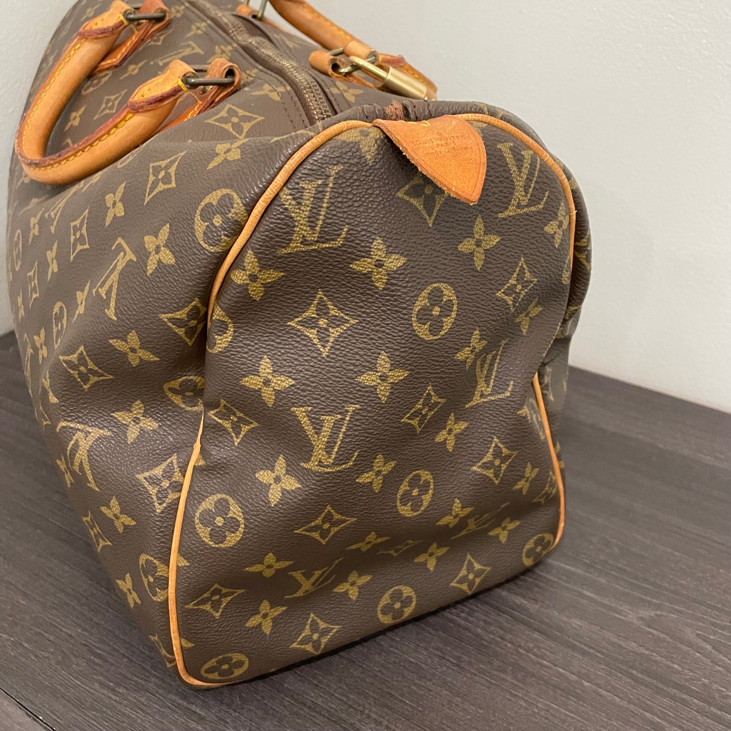 SOLD! Louis Vuitton Monogram Speedy 40 with Lock & Key