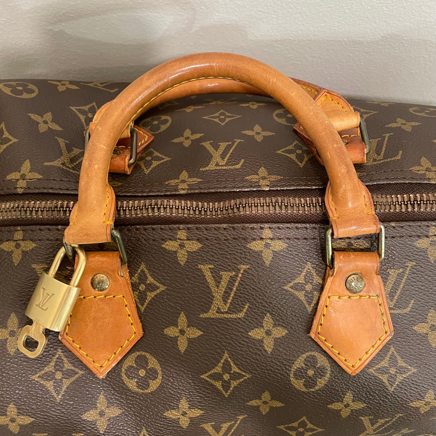 SOLD! Louis Vuitton Monogram Speedy 40 with Lock & Key