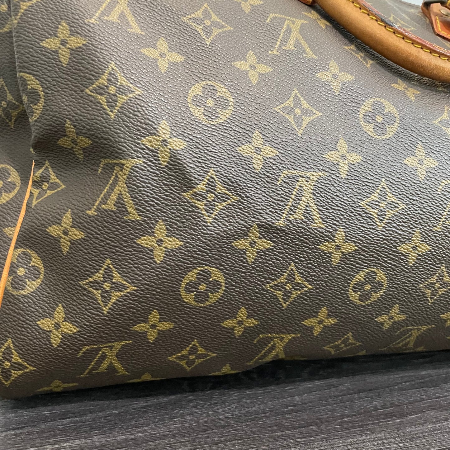 SOLD! Louis Vuitton Monogram Speedy 40 with Lock & Key