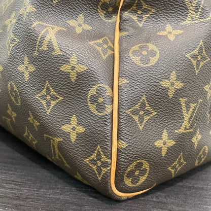 SOLD! Louis Vuitton Monogram Speedy 40 with Lock & Key