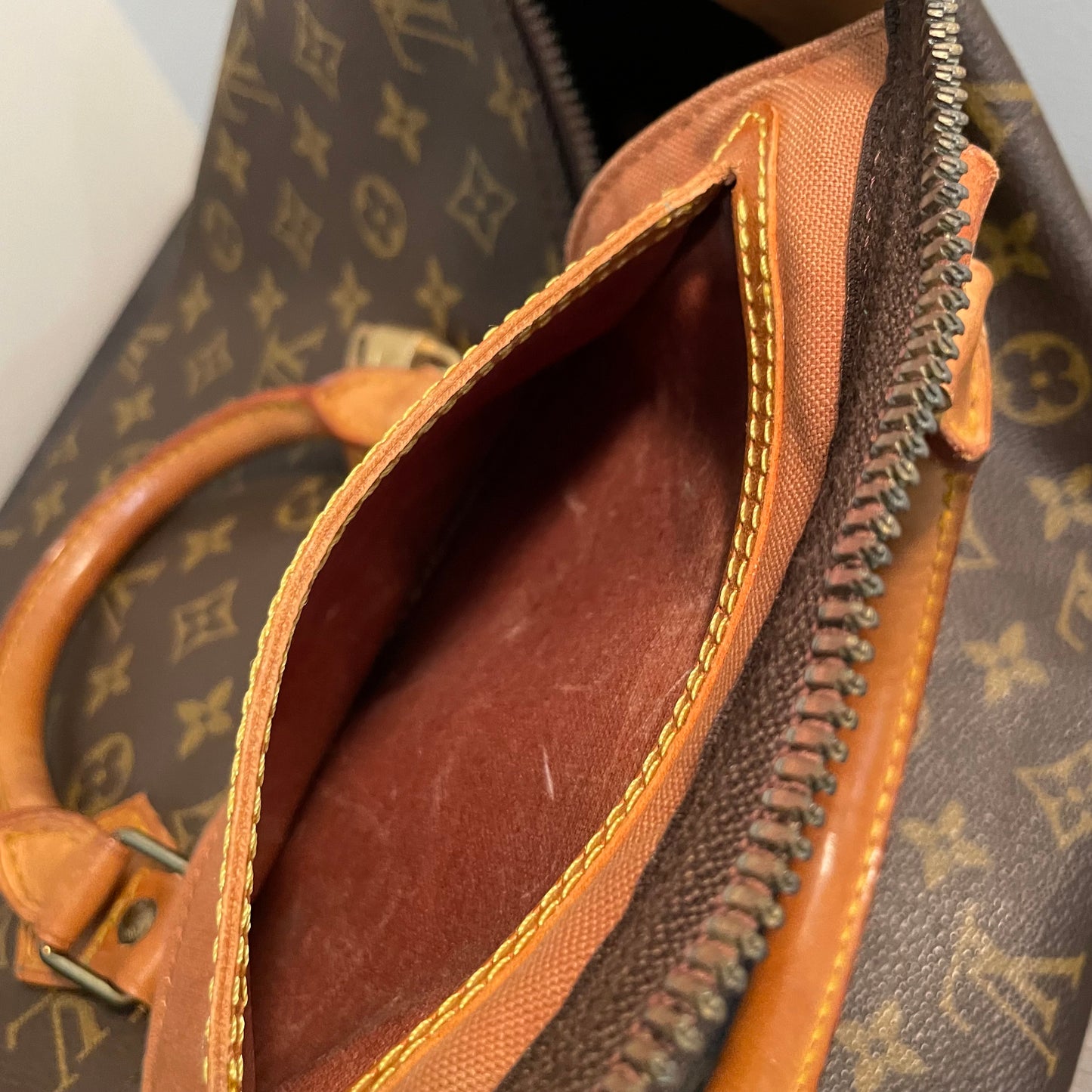 SOLD! Louis Vuitton Monogram Speedy 40 with Lock & Key