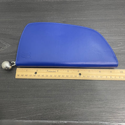 BURBERRY Large Shield Leather Zip Wallet
