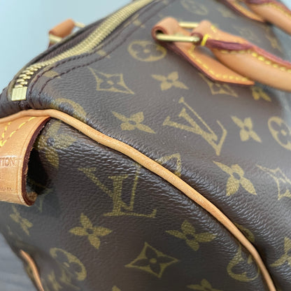 SOLD! Louis Vuitton Monogram Speedy 30