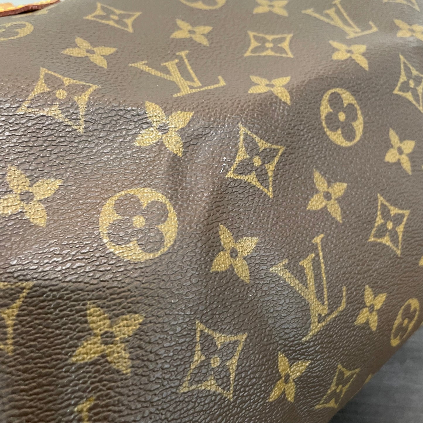 SOLD! Louis Vuitton Monogram Speedy 30