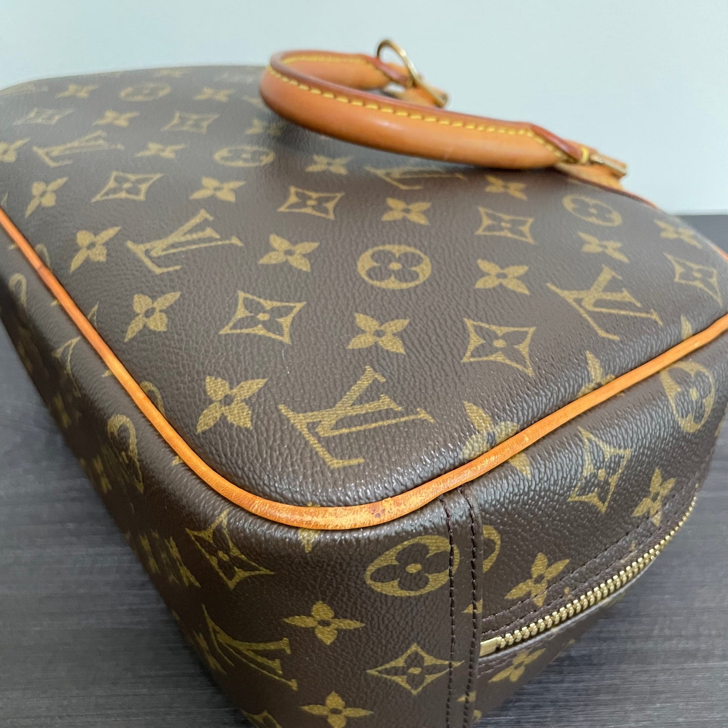 SOLD! Louis Vuitton Monogram Deauville Petit with Lock & Key