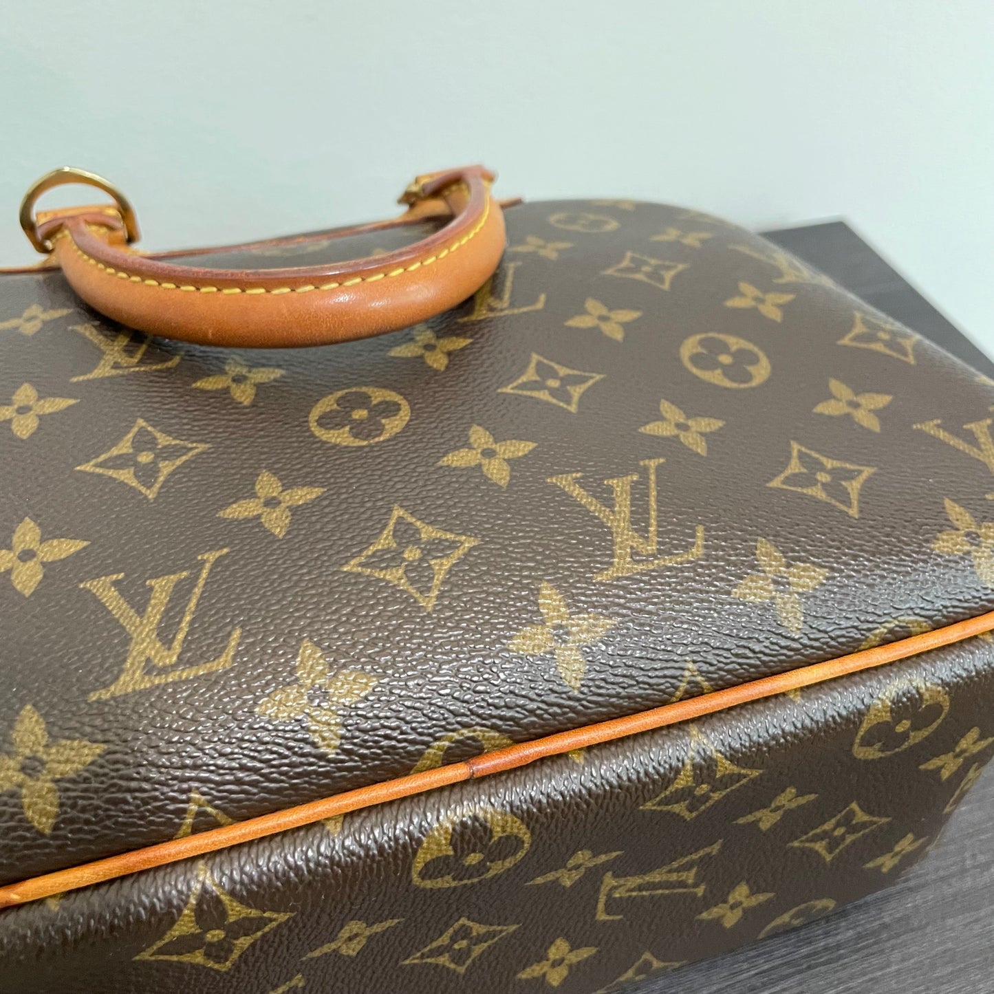 SOLD! Louis Vuitton Monogram Deauville Petit with Lock & Key