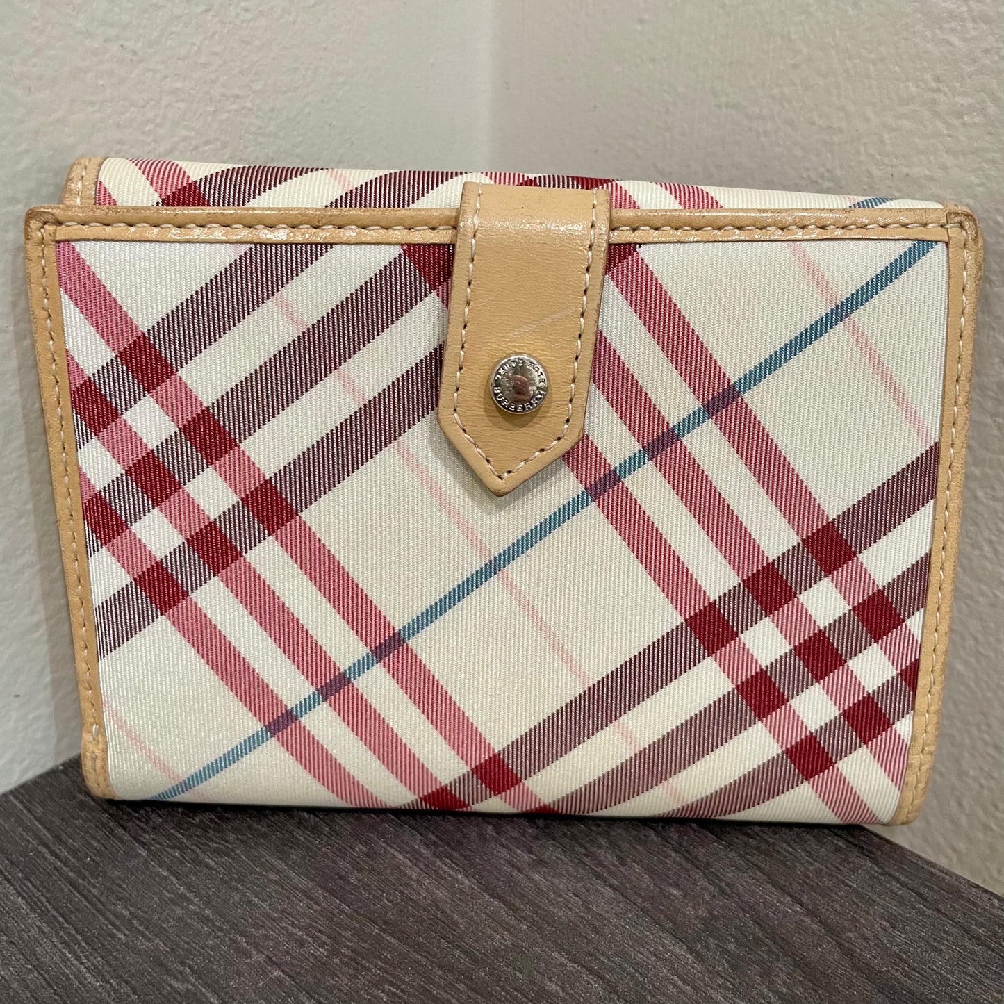 BURBERRY Check Wallet