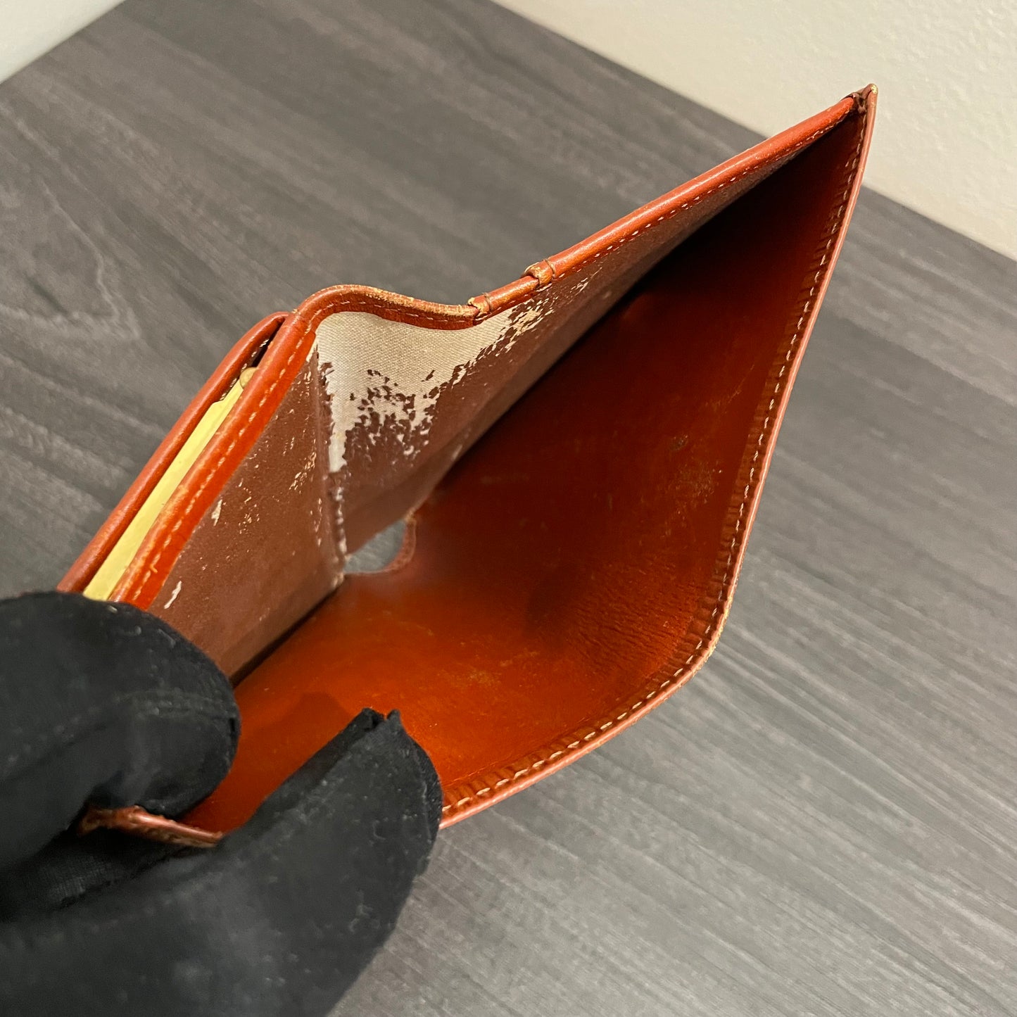 LOUIS VUITTON Brown Epi Leather Wallet