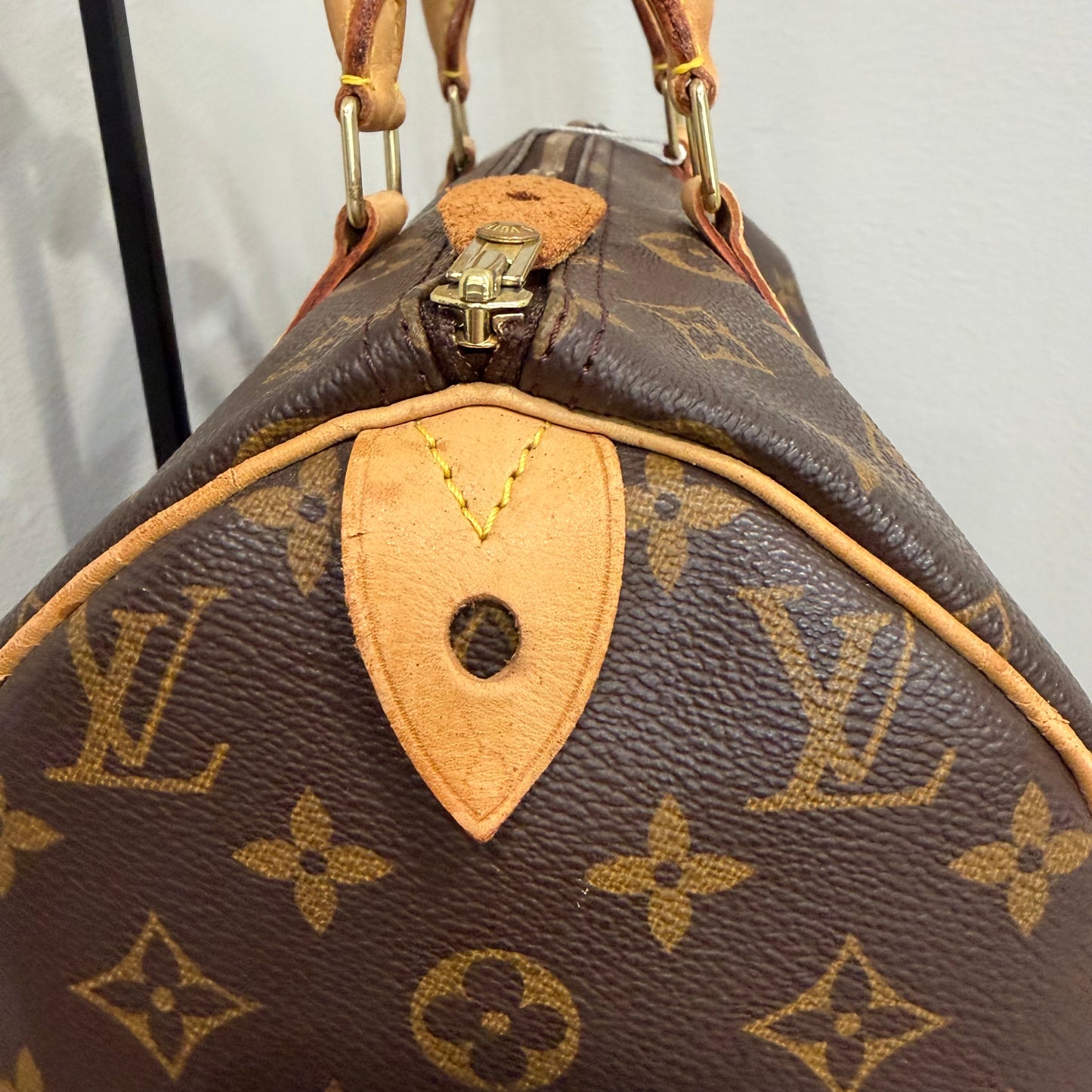 #1125 LOUIS VUITTON Monogram Speedy 30
