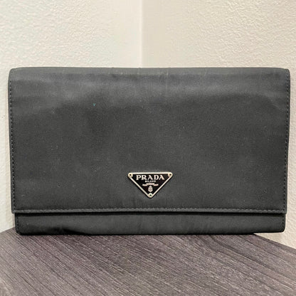 PRADA Black Wallet
