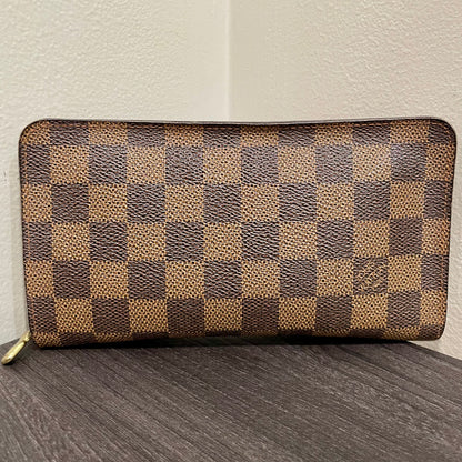 LOUIS VUITTON Damier Ebene Zippy Wallet