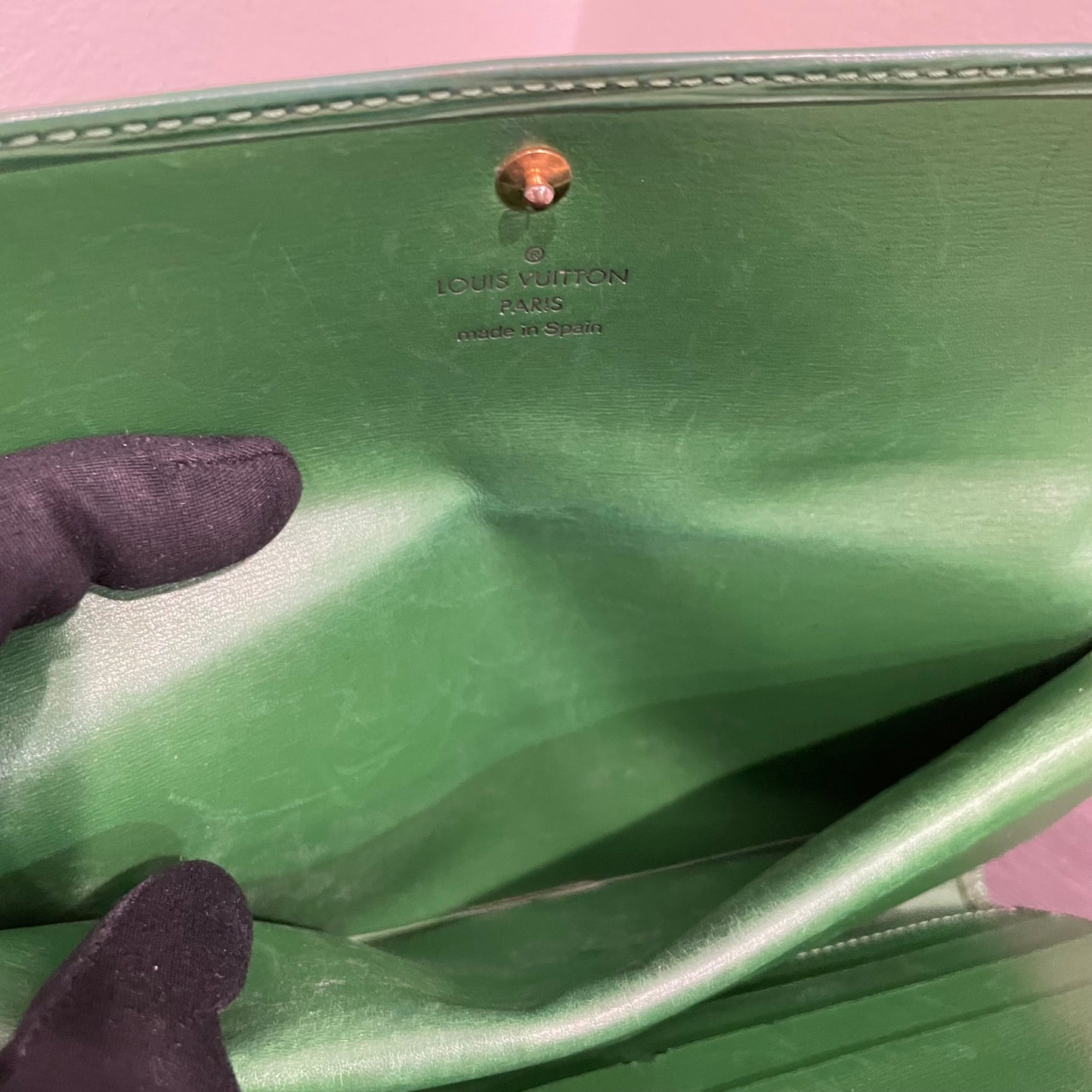 LOUIS VUITTON Green Epi Leather Long Wallet