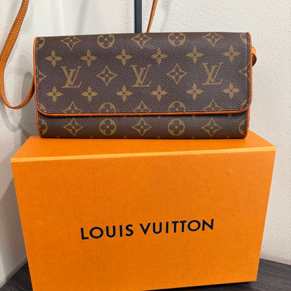 #1126 LOUIS VUITTON Monogram Twin GM