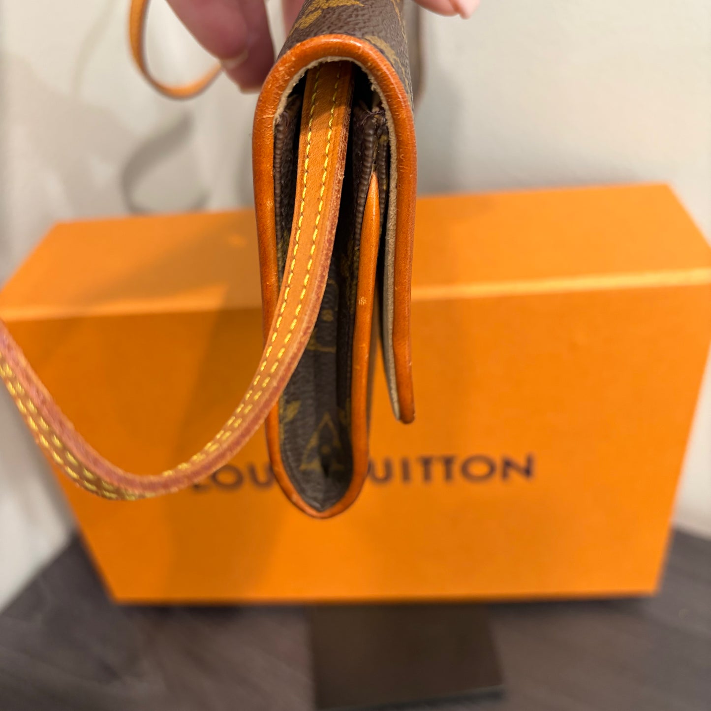 #1126 LOUIS VUITTON Monogram Twin GM