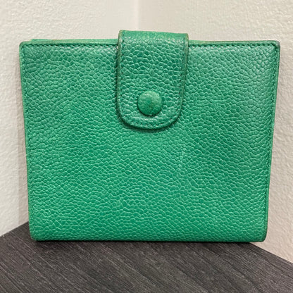 #101 CHANEL Green Leather Wallet