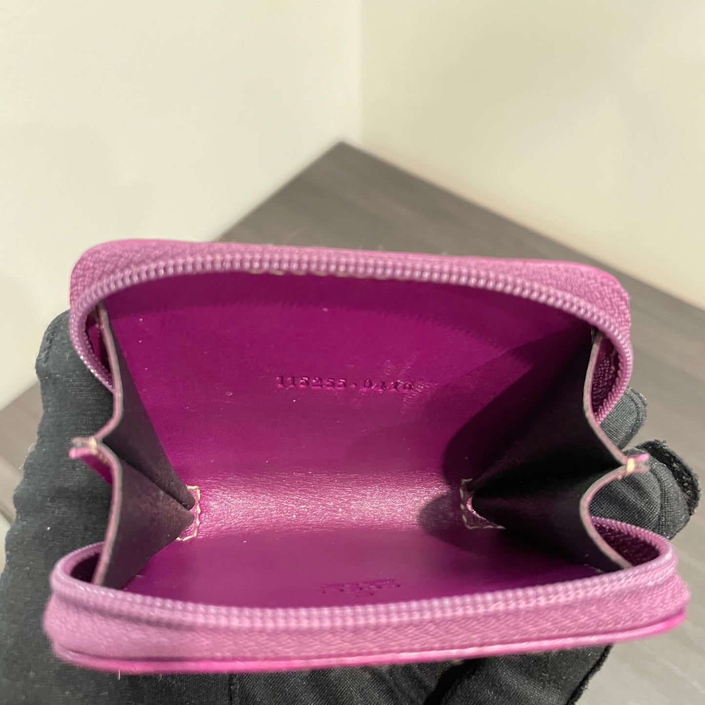 #102 GUCCI Fuchsia Leather Coin Purse