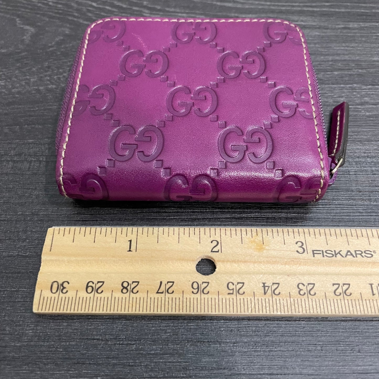 #102 GUCCI Fuchsia Leather Coin Purse