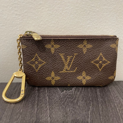 #104 LOUIS VUITTON Monogram Coin Purse