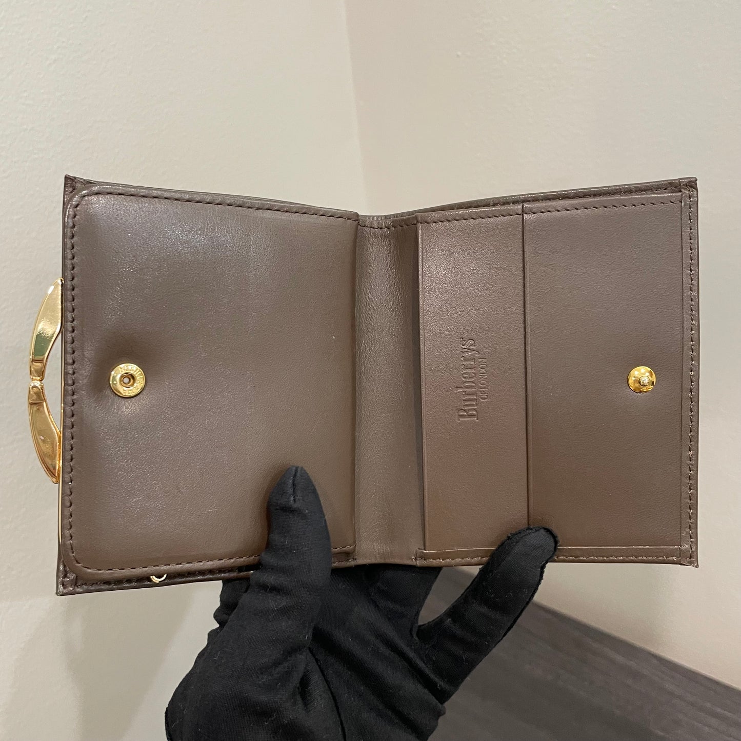 #112 Vintage BURBERRY'S Compact Wallet