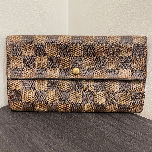 #114 LOUIS VUITTON Damier Ebene Long Wallet