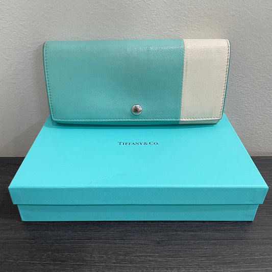 #116 TIFFANY & Co. Leather Wallet with Box