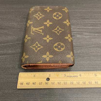 #122 LOUIS VUITTON Monogram Wallet