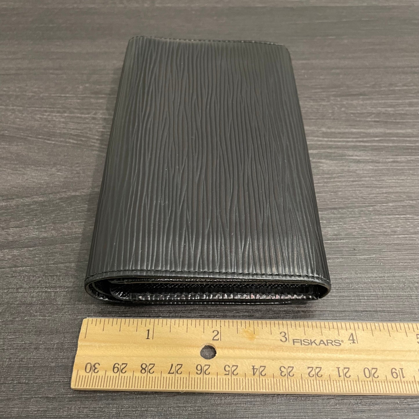 #123 LOUIS VUITTON Black Epi Leather Wallet