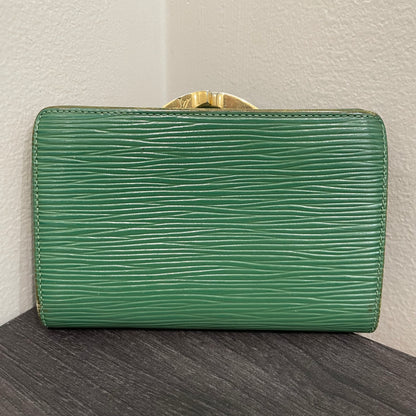 #124 LOUIS VUITTON Green Epi Leather Wallet