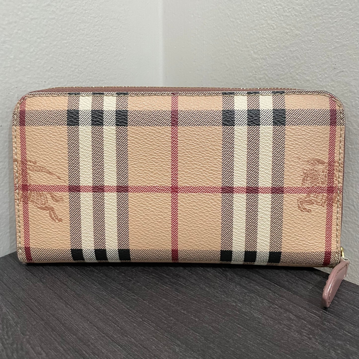 #127 BURBERRY Check Leather Zippy Wallet