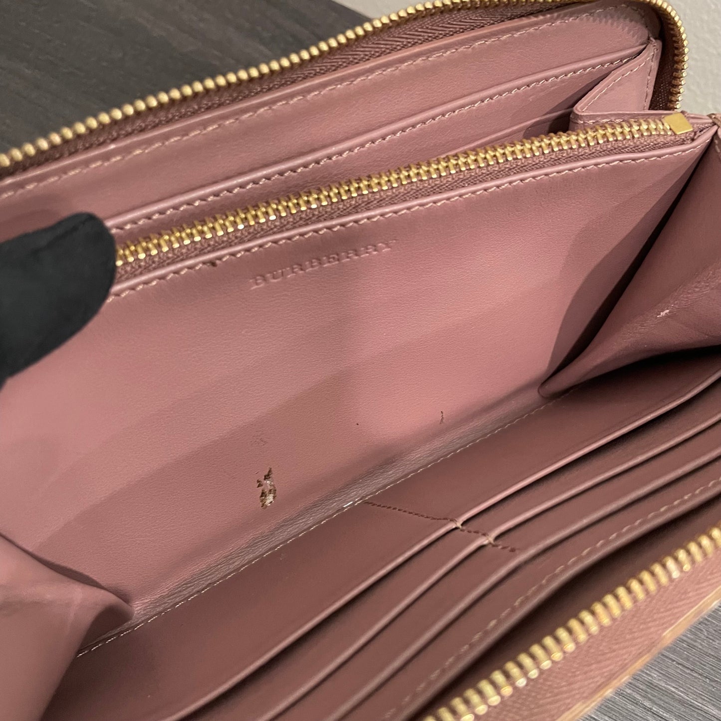 #127 BURBERRY Check Leather Zippy Wallet