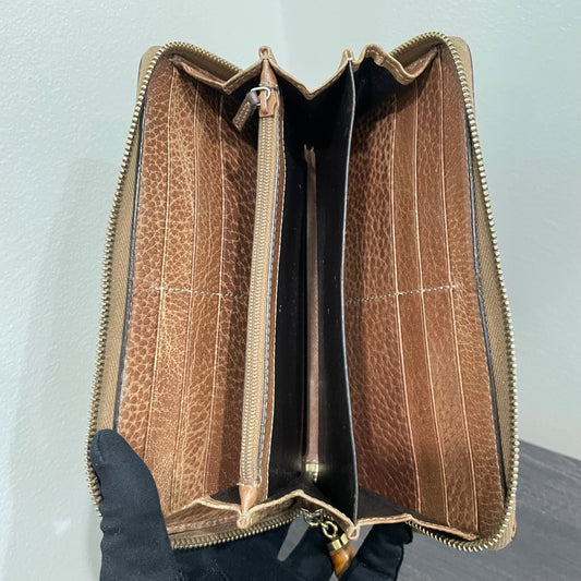 #130 GUCCI GG Leather Zippy Wallet with Bamboo Accent