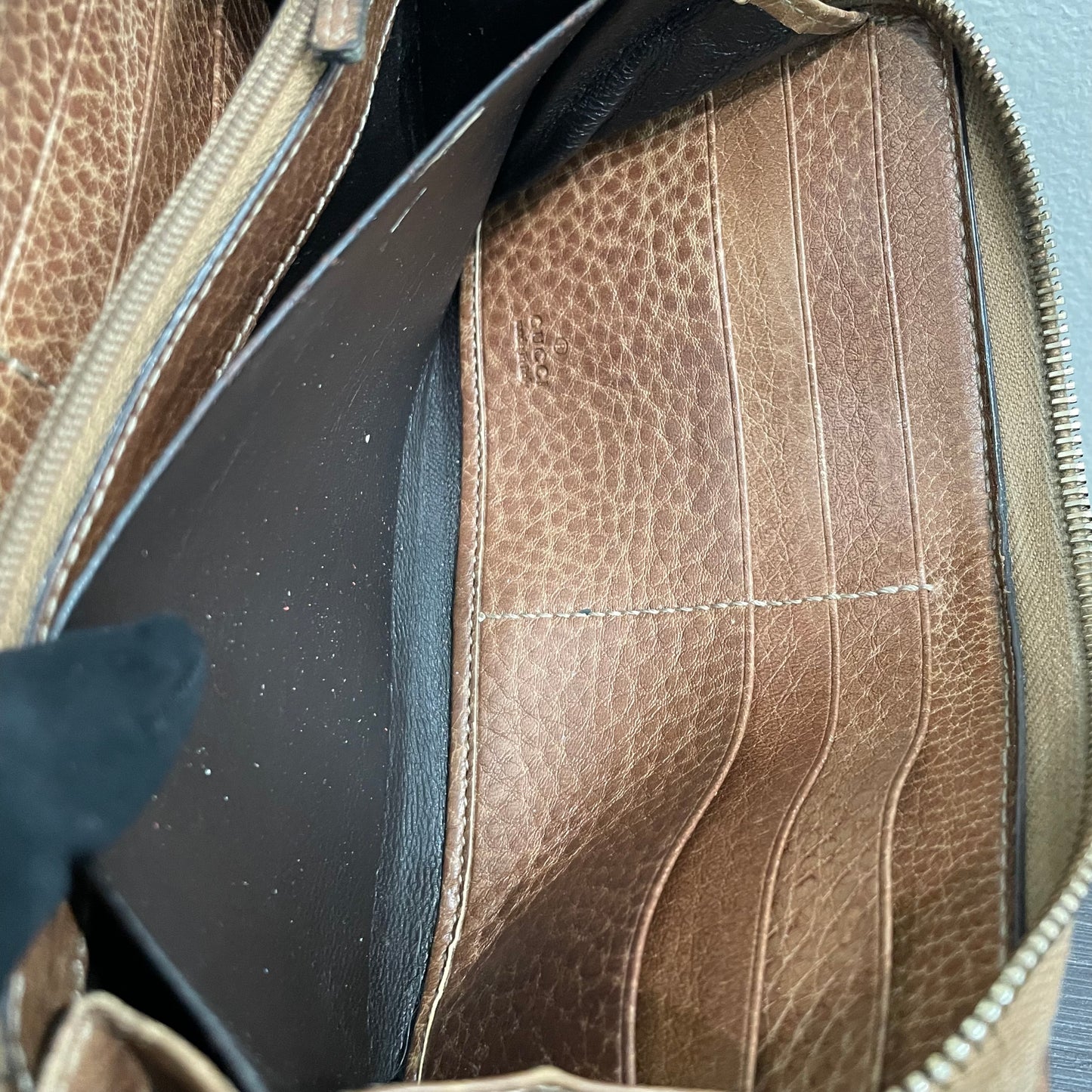 #130 GUCCI GG Leather Zippy Wallet with Bamboo Accent