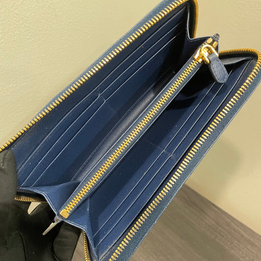 #131 PRADA Blue Leather Zippy Wallet