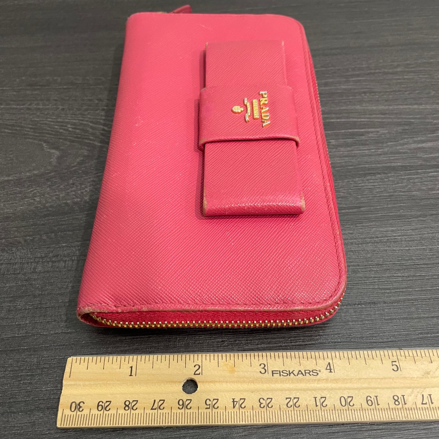 #132 PRADA Pink Leather Zippy Wallet