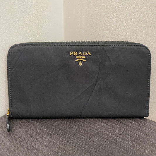 #134 PRADA Black Nylon Zippy Wallet