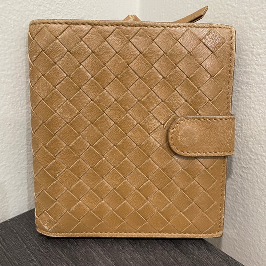 #136 BOTTEGA VENETA Tan Leather Weave Wallet