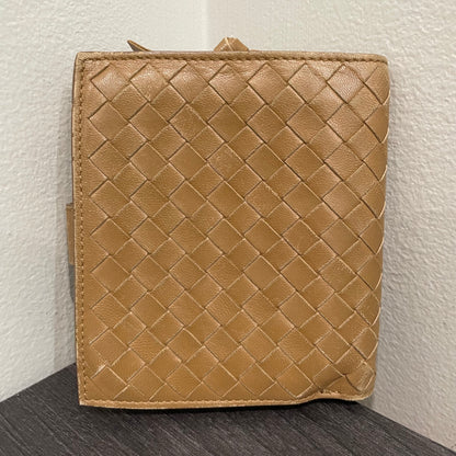 #136 BOTTEGA VENETA Tan Leather Weave Wallet