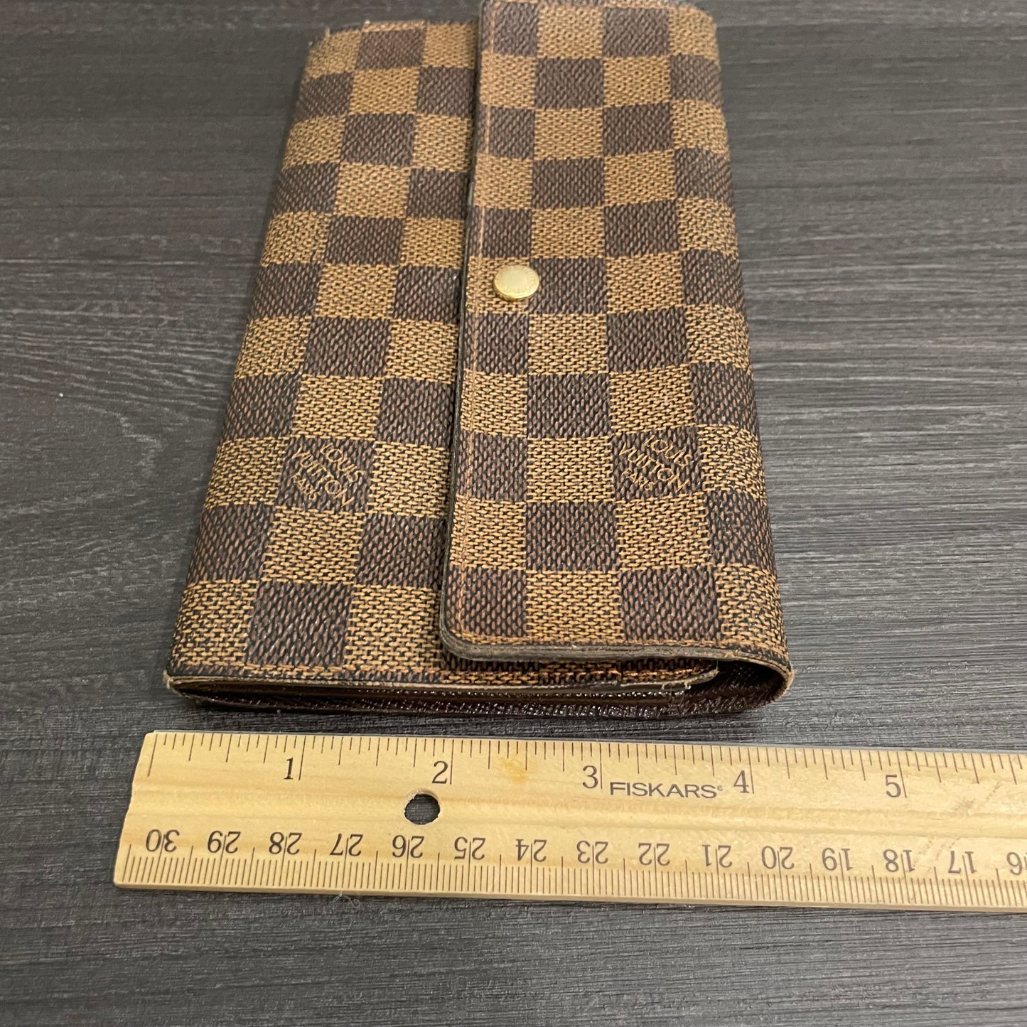 #139 LOUIS VUITTON Damier Ebene Long Wallet