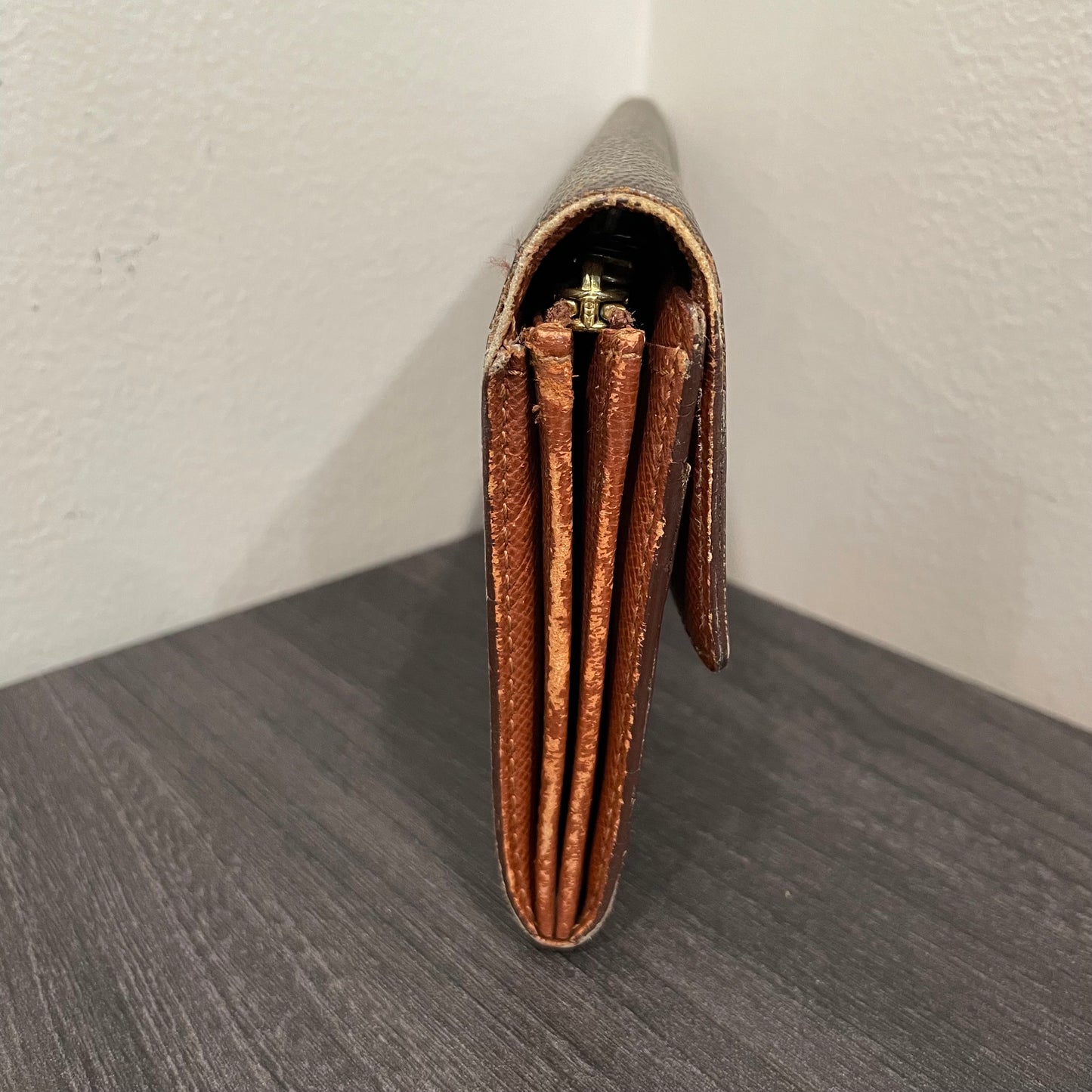 #148 LOUIS VUITTON Monogram Long Wallet