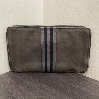 #150 HERMES Large Travel Wallet