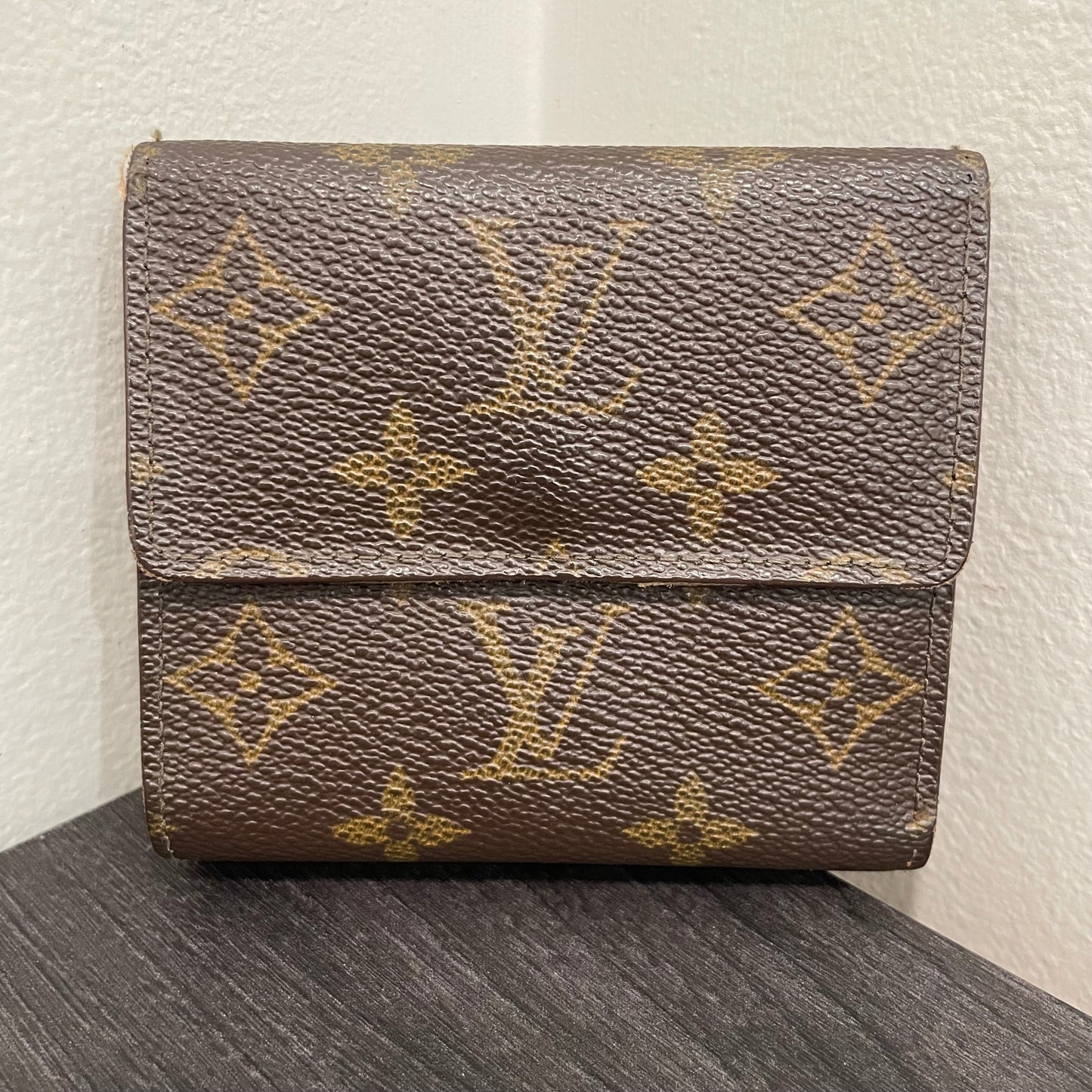 #158 LOUIS VUITTON Monogram Compact Wallet