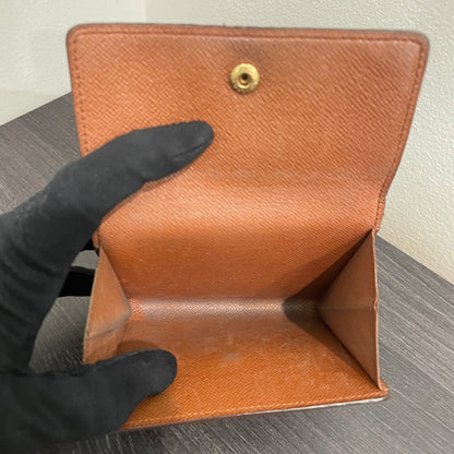 #158 LOUIS VUITTON Monogram Compact Wallet