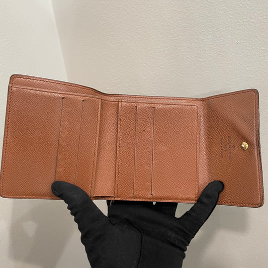 #158 LOUIS VUITTON Monogram Compact Wallet