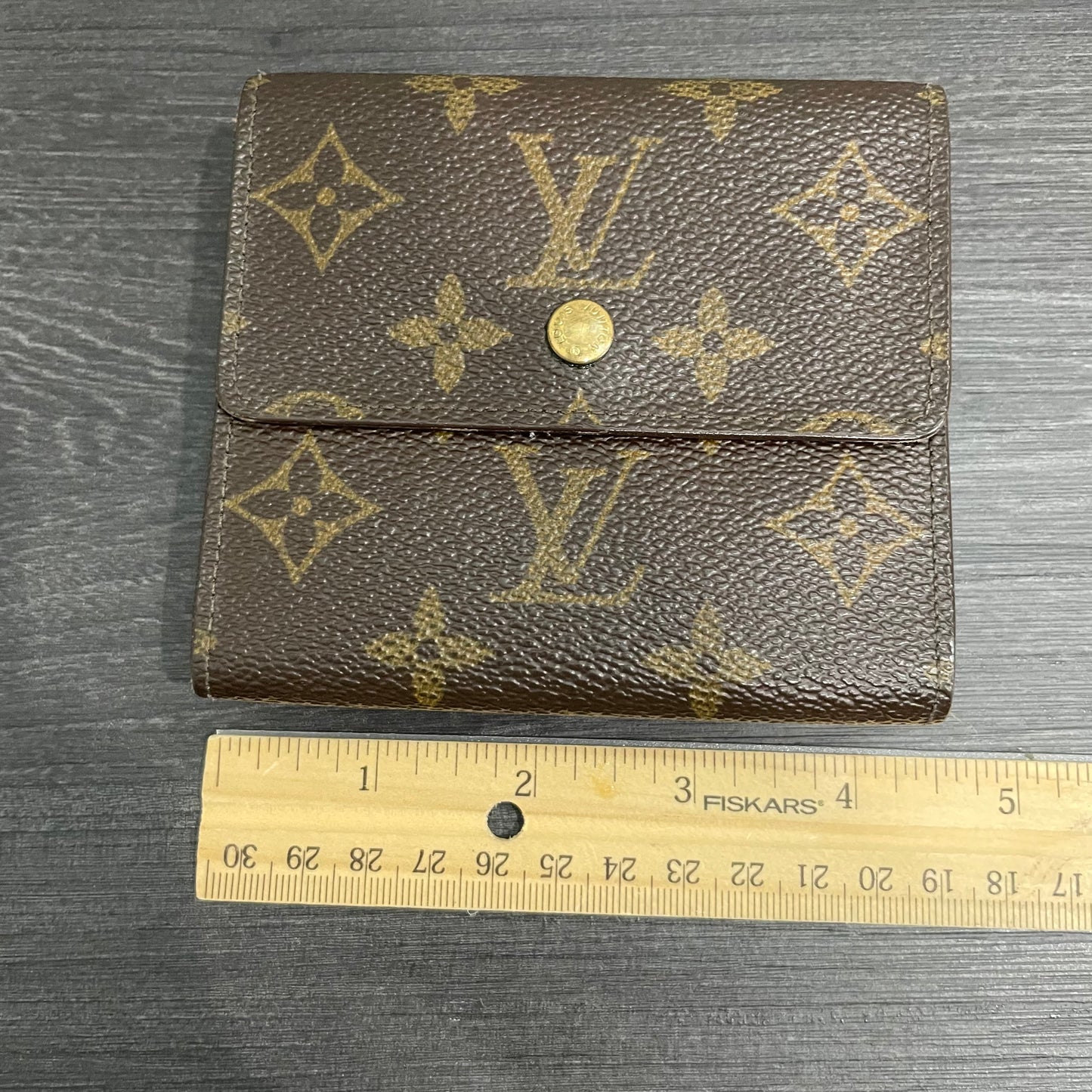 #158 LOUIS VUITTON Monogram Compact Wallet