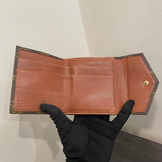 #161 LOUIS VUITTON Monogram Compact Wallet